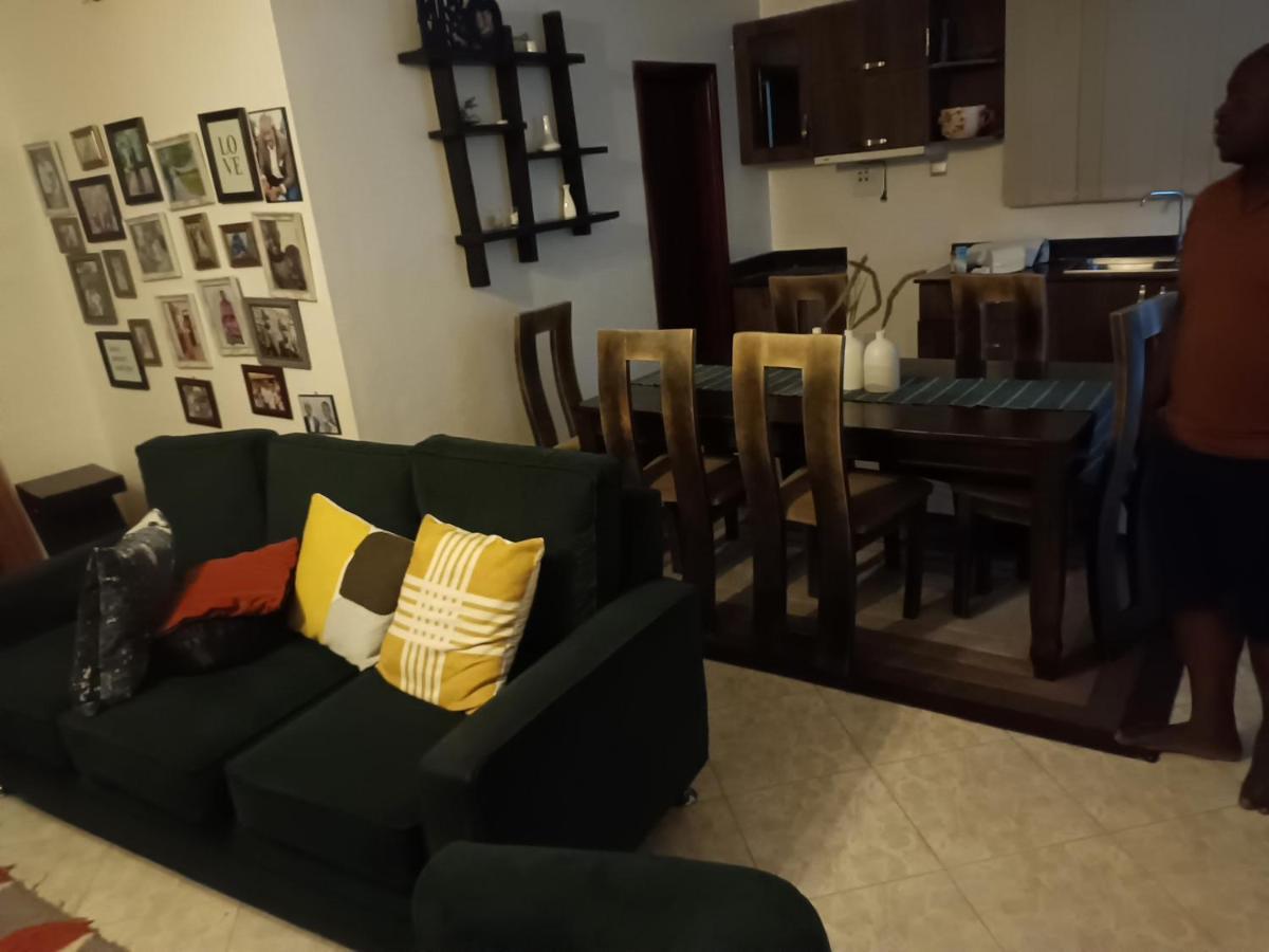 Jacuzzi City Home Kampala Bagian luar foto