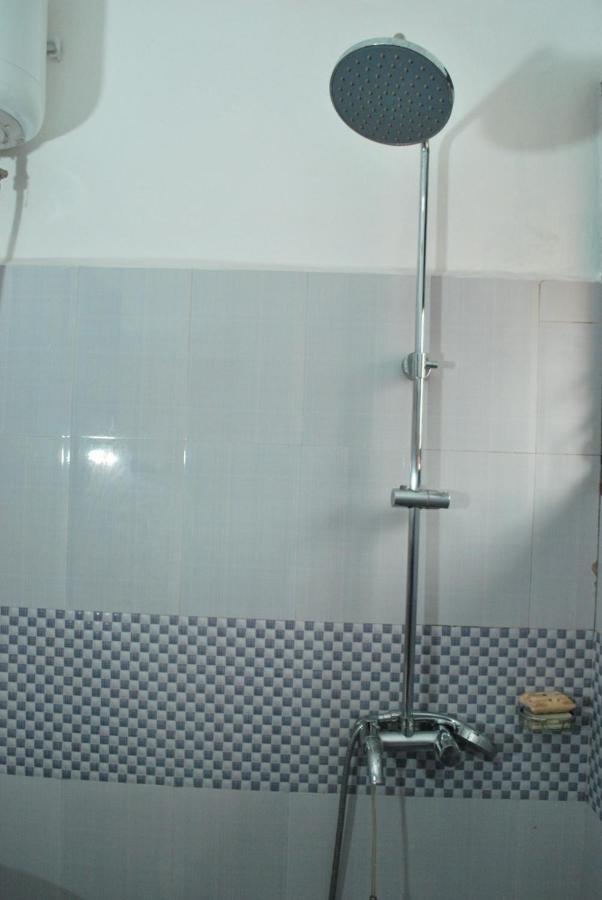 Jacuzzi City Home Kampala Bagian luar foto